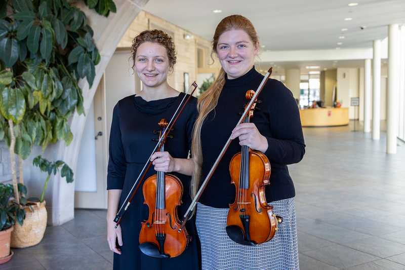 Isabella Davis, violin; Madeleine Davis, violin 