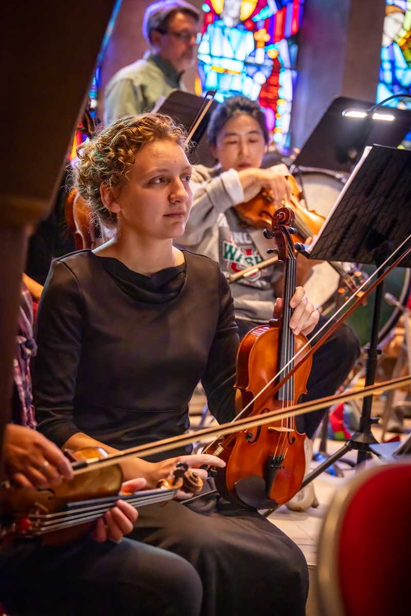 Isabella Davis, violinIsabella Davis, violin 